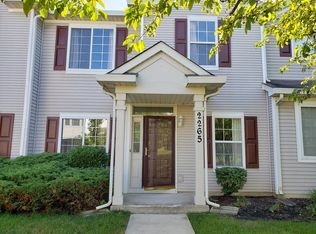 2265 Reflections Dr, Aurora, IL 60502