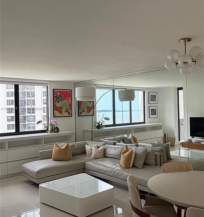 540 Brickell Key Dr #1101