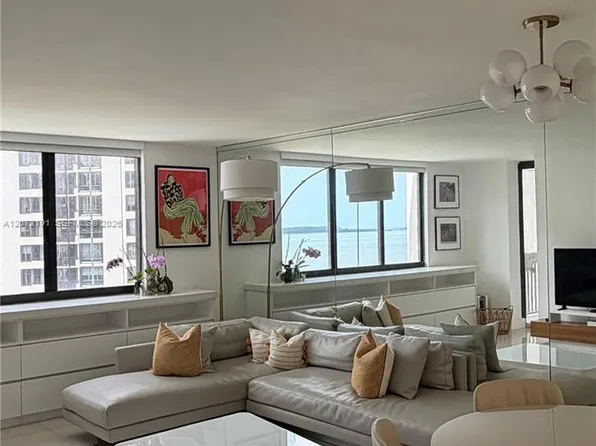 540 Brickell Key Dr APT 1101, Miami, FL 33131