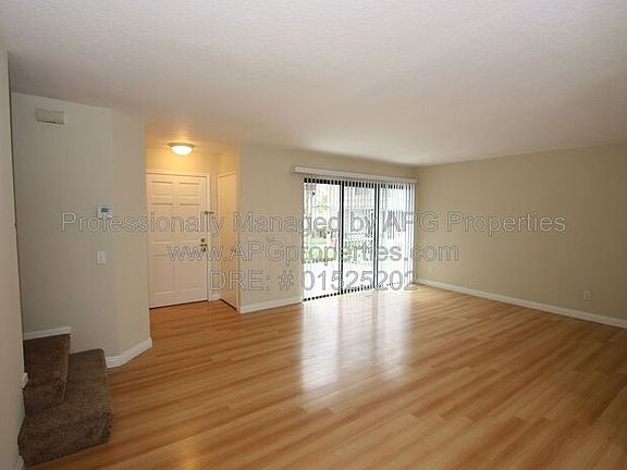 2nd image of 116 S Seneca Cir #116