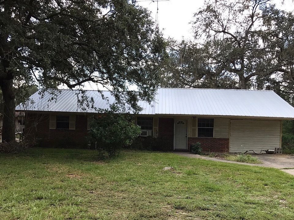1st image of 194 SW Summerhill Gln