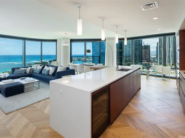 1108 Auahi St APT 1501, Honolulu, HI 96814