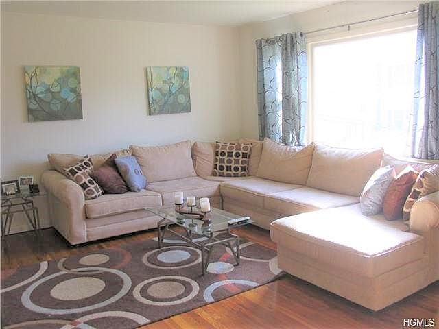 1st image of 1143 Jensen Ave #2