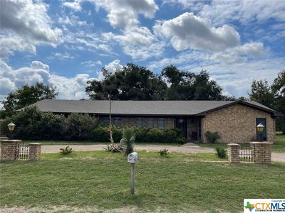 2401 W Main St, Cameron, TX, 76520