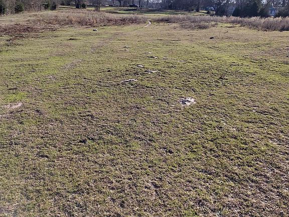 2nd image of 900 County Road 207 W