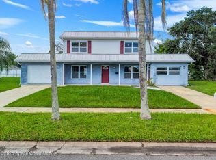 942 Chace Ln NE, Palm Bay, FL 32905
