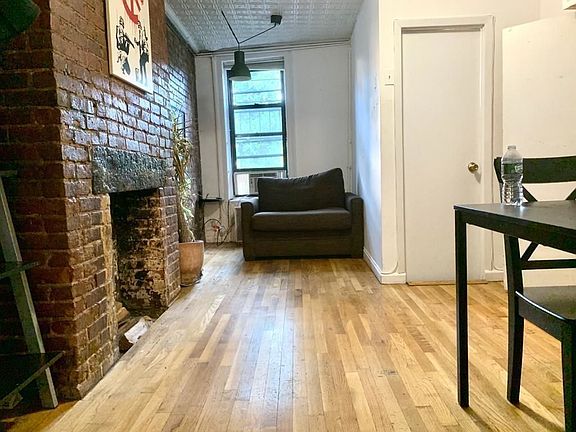 5th image of 37 E 1st St #2W