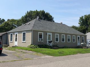 24-26 Halstead St, Kittery, ME 03904