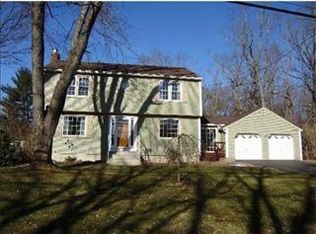79 Dascomb Rd, Andover, MA 01810