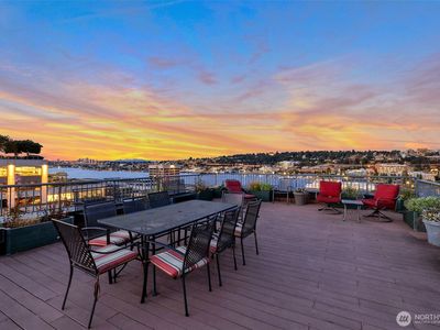 900 Aurora Avenue N #204, Seattle, WA, 98109