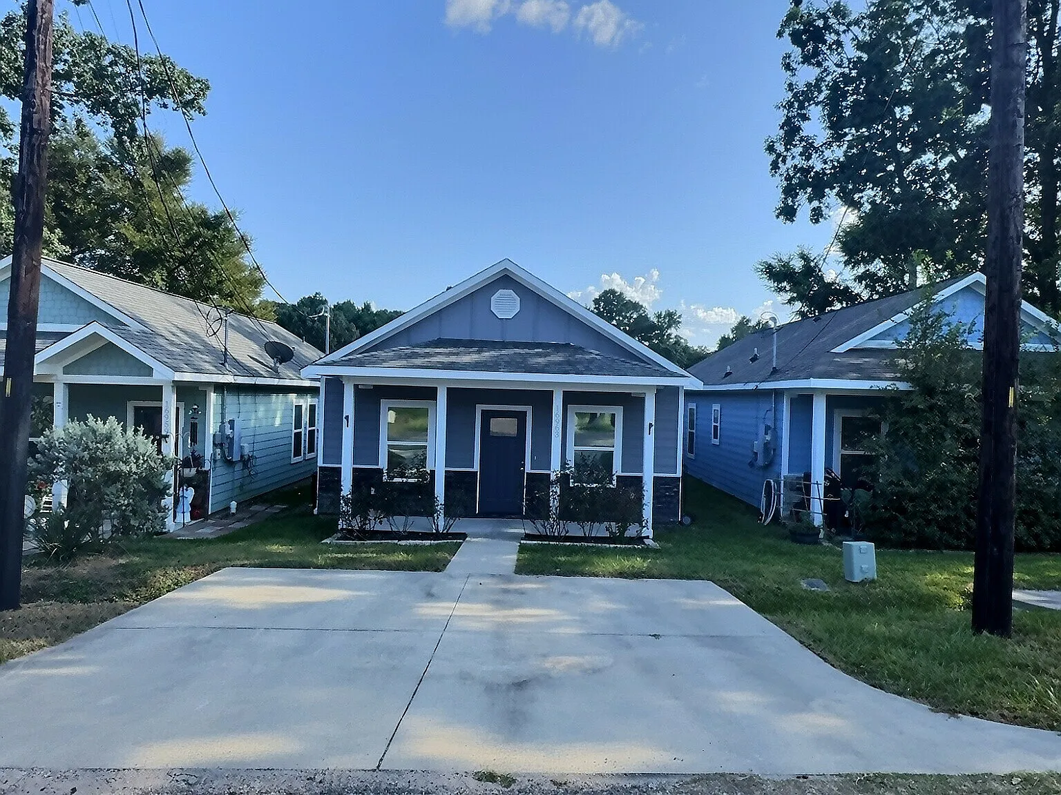 3 bed, 1012 sqft, $1,350 — Photo 3
