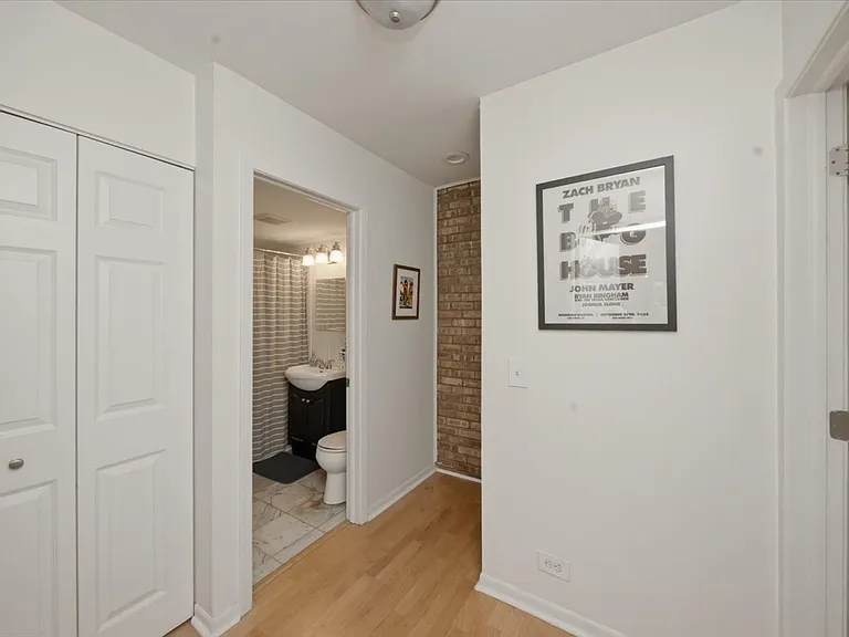 542 W Arlington Pl #B — Photo 12
