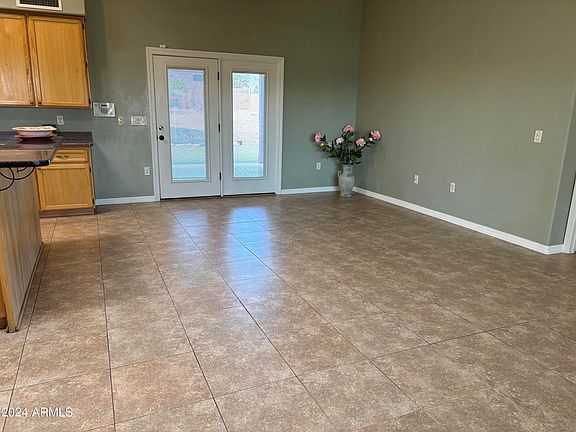 5th image of 6248 S DE MELLO Street