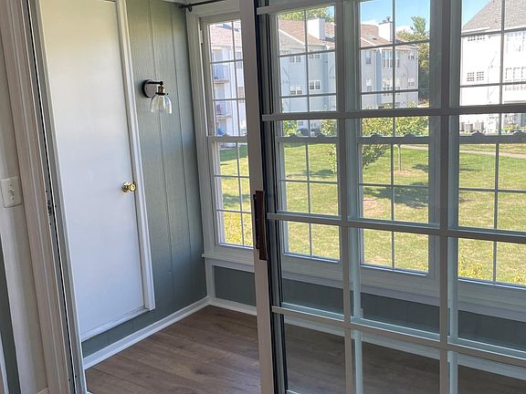 Sun room has upgraded double paned windows