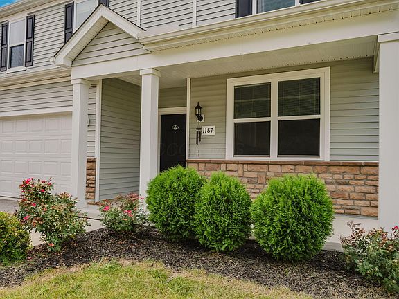 5th image of 1187 Lake Forest Dr