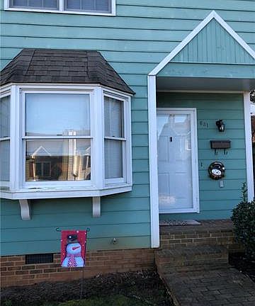 2nd image of 631 College Ave SW