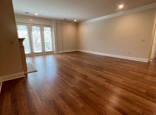 6533 Bandera Ave #2F, Dallas, TX 75225