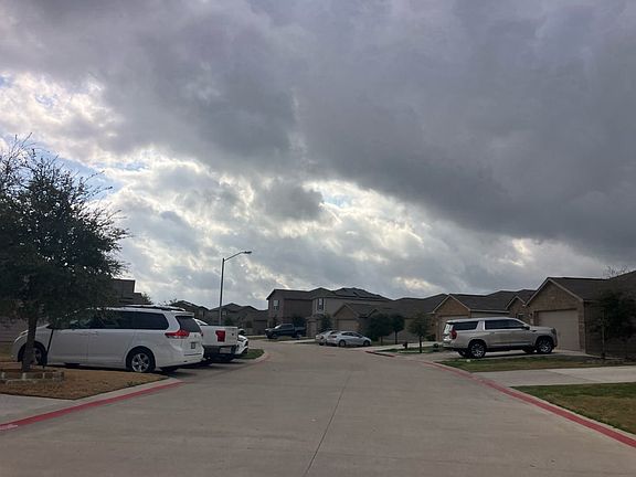 4th image of 124 Niven Path