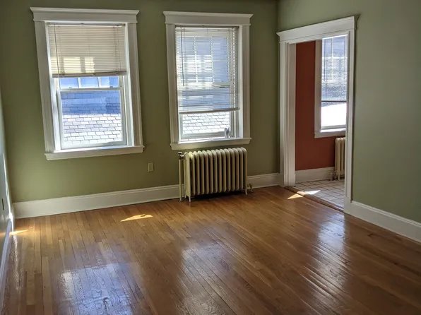 850 Massachusetts Ave APT 14, Cambridge, MA 02139