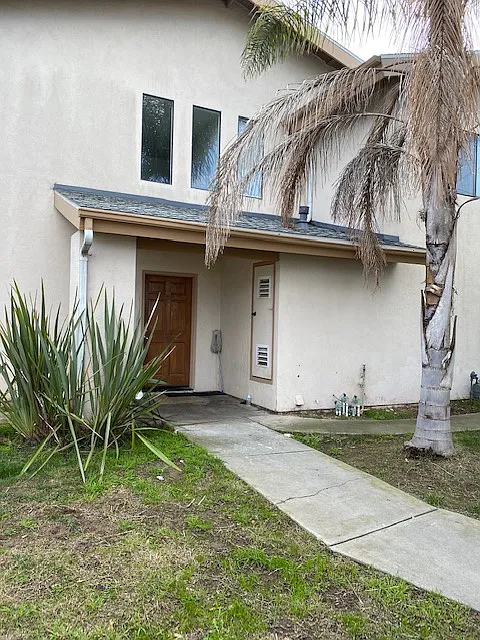 7 bed, 3.5 bath, $2,000 — Photo 2