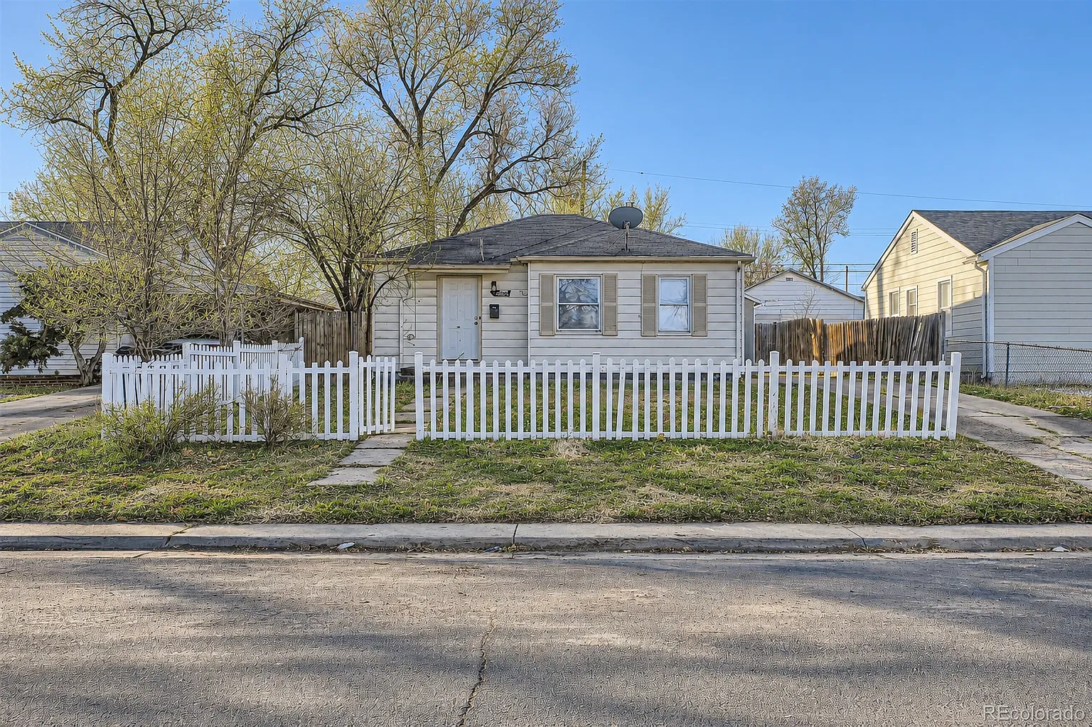 3 bed, 1100 sqft, $3,000 — Photo 1