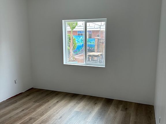 4th image of 2502 Santa Anita Ave #1/2