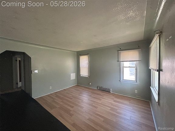 5th image of 8869 Hartwell St
