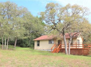 274 Hickory Ln, Elgin, TX 78621