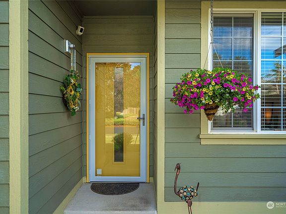 2nd image of 21422 42nd Avenue E