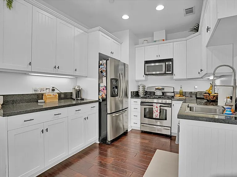 20402 Santa Ana Ave #15 — Photo 14