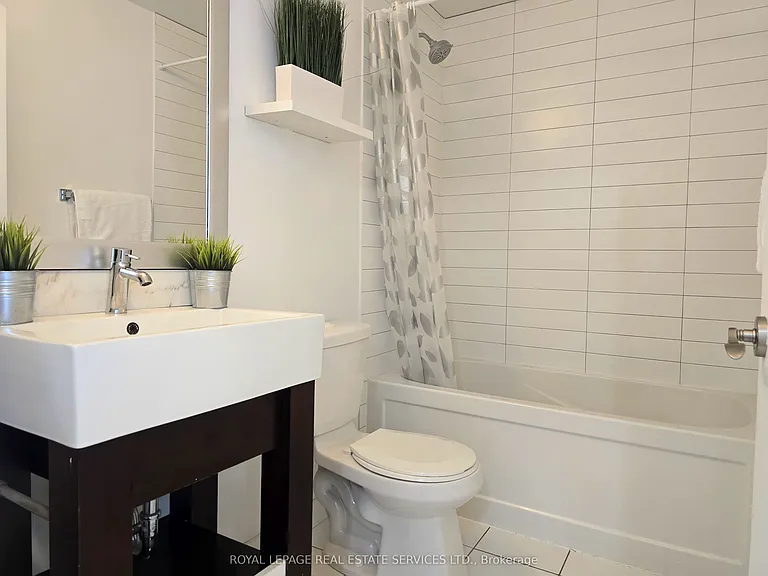 840 Queens Plate Dr #1305 — Photo 9
