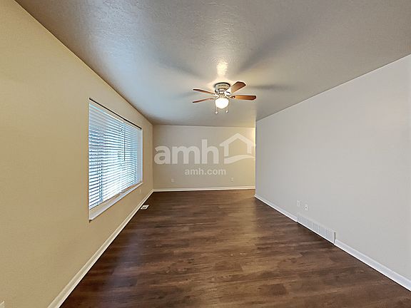 4th image of 845 Grove Creek Dr