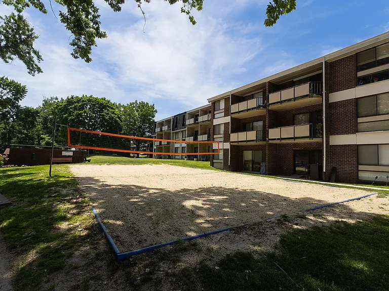 Summit Park Volleyball Court