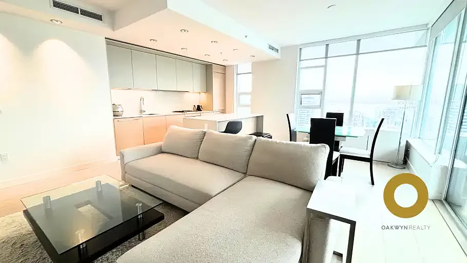 2 bed, 2.0 bath, 1081 sqft, $4,800 — Photo 2