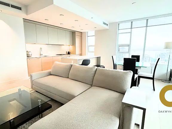 2nd image of 1289 Hornby St #3702