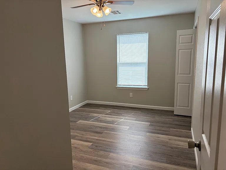 4116 W 56th Pl #A — Photo 17