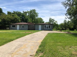 7411 Salem Noble Rd, Charlestown, IN 47111
