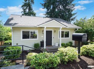 1750 SW Moss St, Portland, OR 97219