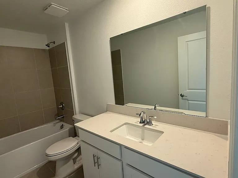 1905 Fulfillment Dr — Photo 16