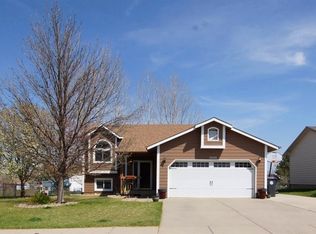 3926 Parkview Dr, Rapid City, SD 57701