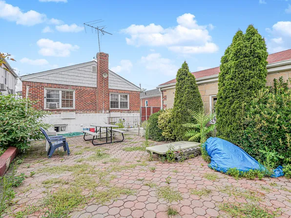 2421 West 1st Street image 5 of 30