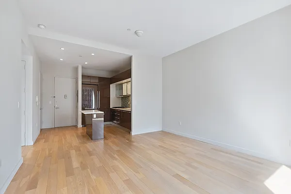 Rented by Luca Paci Real Estate | media 16