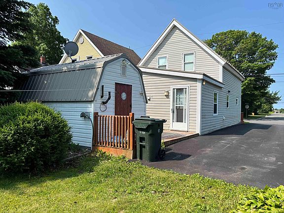 2nd image of 19 Clyde Ave