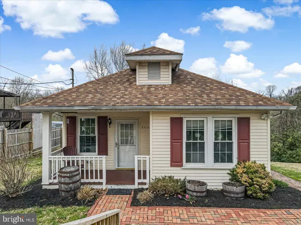 2113 Edgewood Ave, Easton, PA 18045