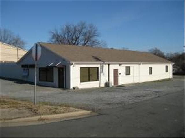 1st image of 510 W Harden St