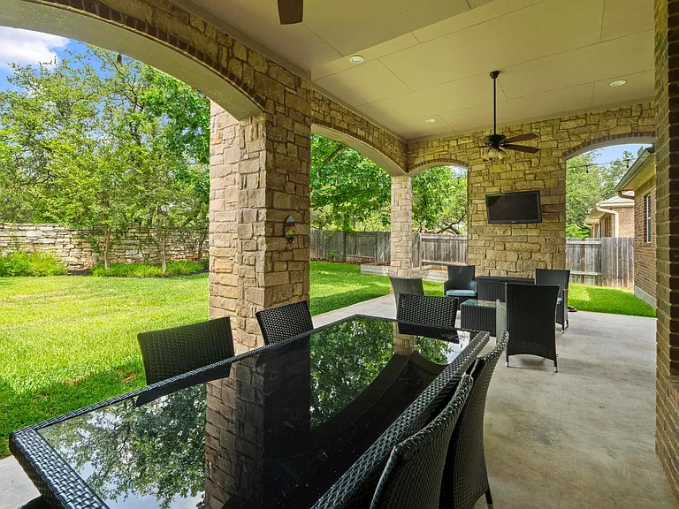1303 Quiet Creek Dr — Photo 7