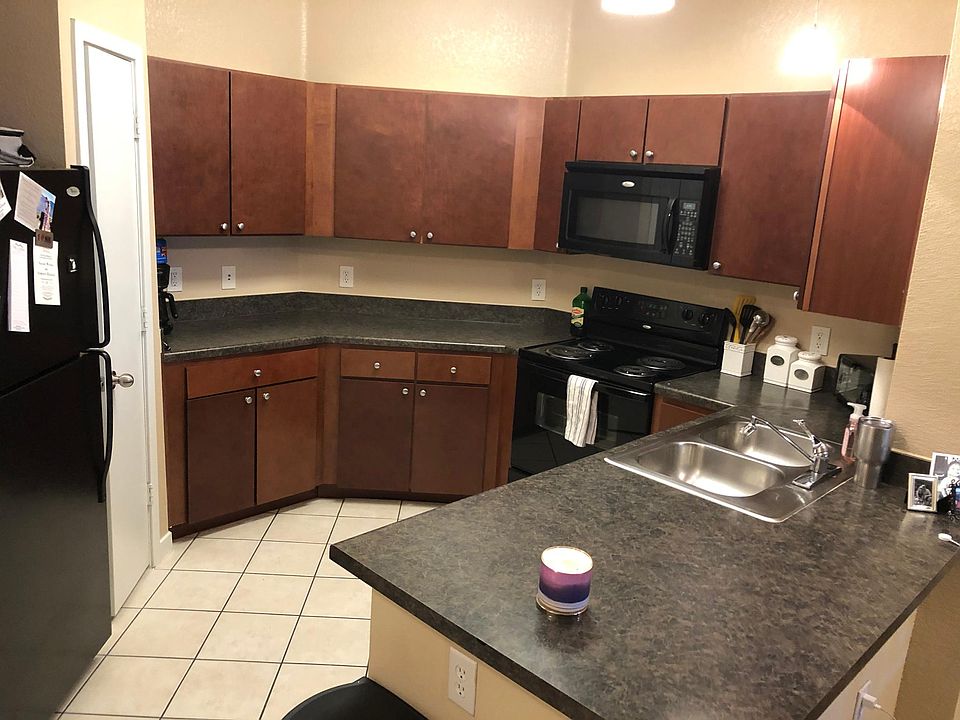 1st image of 550 N Lincoln Ave APT 239