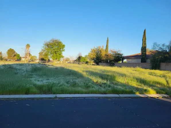 10200 Kapalua Ct, Chowchilla, CA 93610