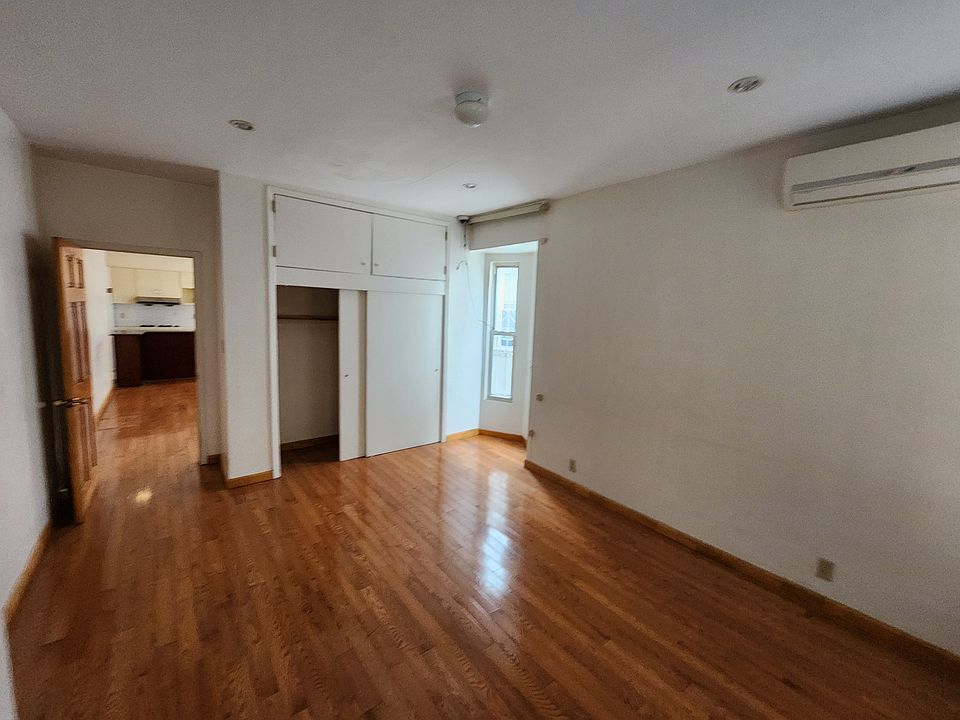 Main floor 1st bedroom