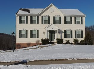 133 Bradford Square Dr, Trafford, PA 15085